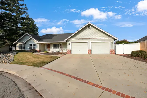 5434 W Cambridge Avenue, Visalia, CA 93277