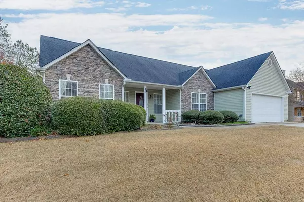 1735 Alcovy River DR, Dacula, GA 30019