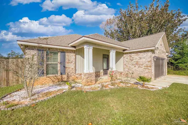 9945 Rebel Rd, Pensacola, FL 32526