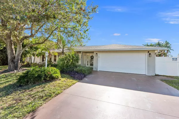 338 SE Voltair TER, Port Saint Lucie, FL 34983