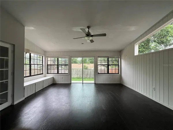 1928 LARKWOOD DR, Apopka, FL 32703