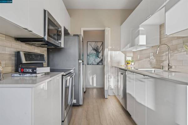 159 Schooner Ct, Richmond, CA 94804