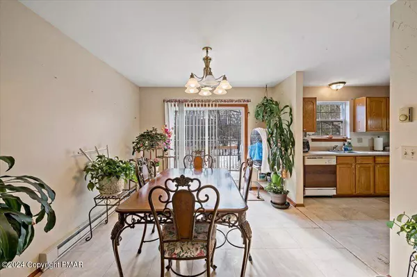 64 Pautuxent TRL, Albrightsville, PA 18210