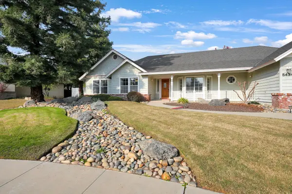 5434 W Cambridge Avenue, Visalia, CA 93277