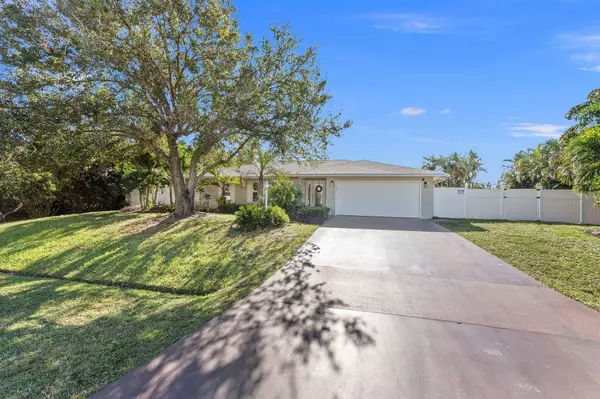 338 SE Voltair TER, Port Saint Lucie, FL 34983