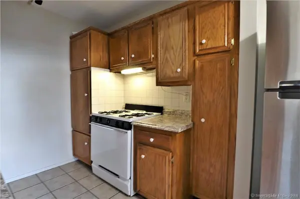 39 Glenbrook Road #APT 2T, Stamford, CT 06902