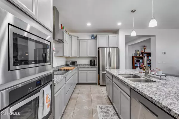 22703 N 121ST Drive, Sun City, AZ 85373