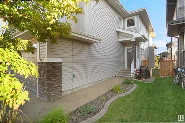 20519 97 AV NW, Edmonton, AB T5T 4V7