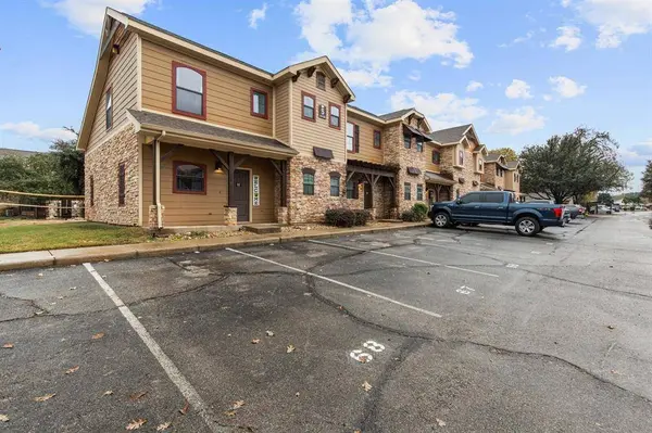 2410 S 2nd Street #517, Waco, TX 76706