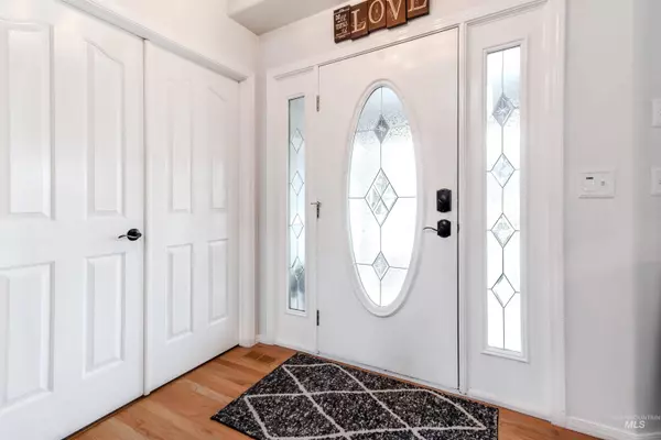 2631 N Sea Cove Way, Meridian, ID 83646