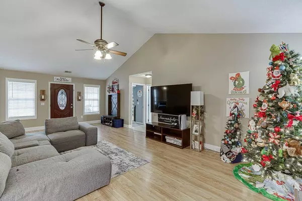 1735 Alcovy River DR, Dacula, GA 30019