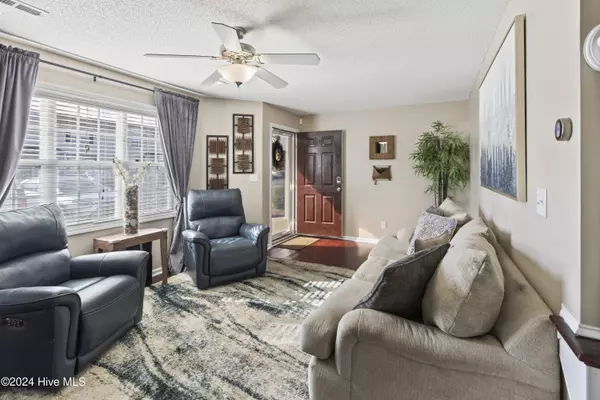 2128 Flagstone CT #G8, Greenville, NC 27834