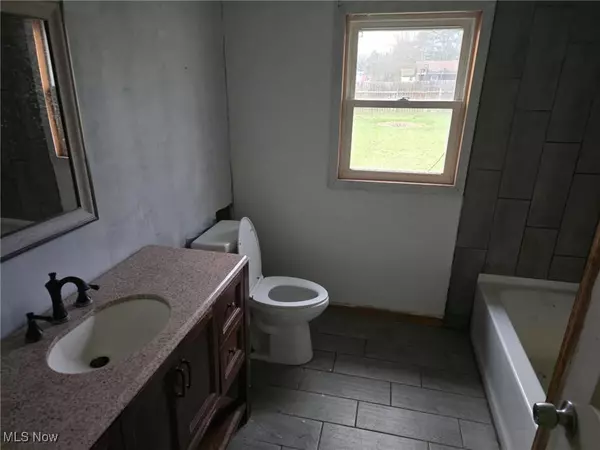 6255 Virginia RD, Nashport, OH 43830