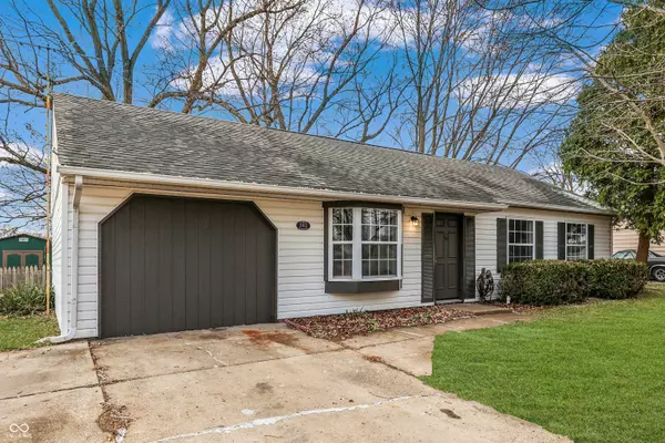 282 N Wagon RD, Bargersville, IN 46106