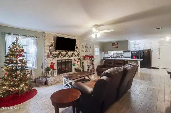 6200 Juniper Drive, Vancleave, MS 39565