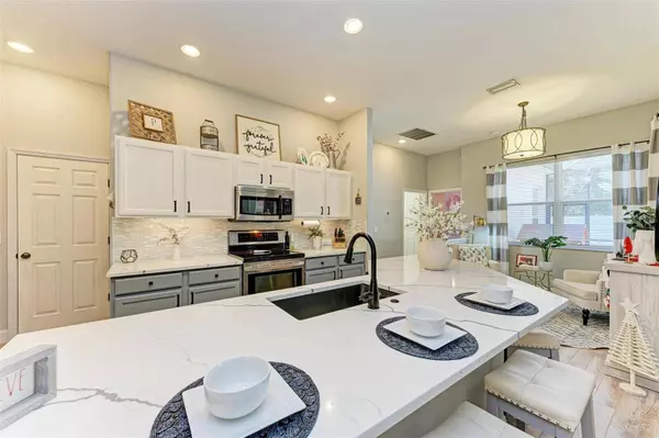 6114 39TH CT E, Bradenton, FL 34203