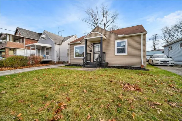 3855 E 147th ST, Cleveland, OH 44128