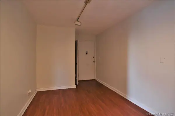 39 Glenbrook Road #APT 2T, Stamford, CT 06902