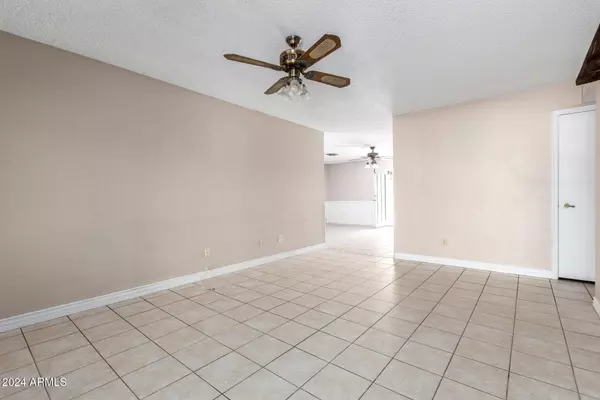 1621 W STOTTLER Drive, Chandler, AZ 85224