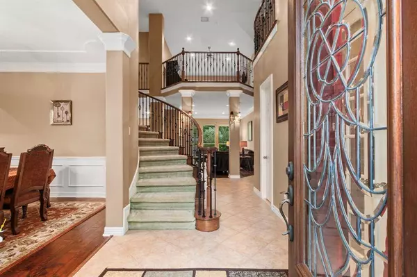 8111 Hollowhaven CT, Houston, TX 77095