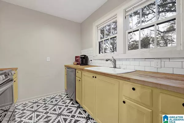 8408 6TH AVENUE S, Birmingham, AL 35206