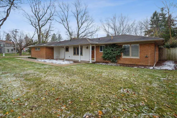 2288 Somerset Road, Bloomfield Hills, MI 48302