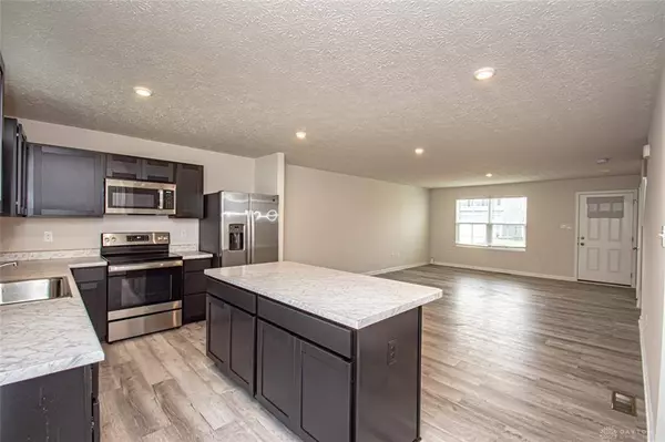 190 Chesapeake Circle, Springfield, OH 45505