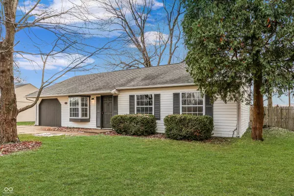 282 N Wagon RD, Bargersville, IN 46106