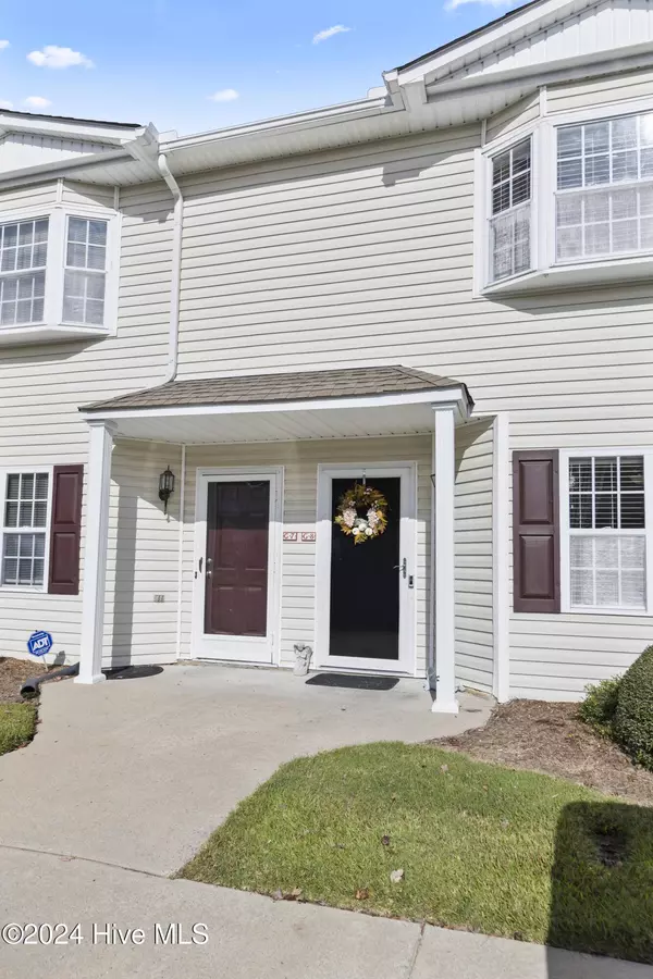 2128 Flagstone CT #G8, Greenville, NC 27834