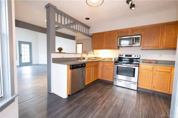 223 Queens Crossing #90E, Washington Twp, OH 45458