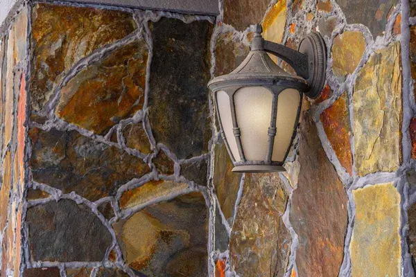 39 Strathclair Rise SW, Calgary, AB T3H 1G3