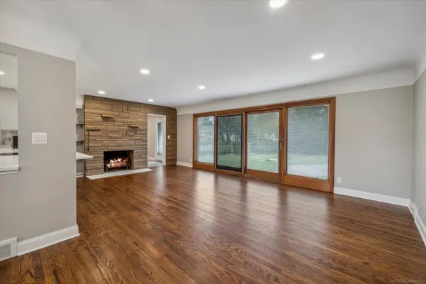 2288 Somerset Road, Bloomfield Hills, MI 48302