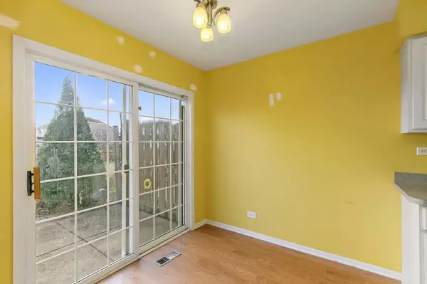 455 Lancaster DR, Pingree Grove, IL 60140