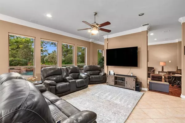 8111 Hollowhaven CT, Houston, TX 77095