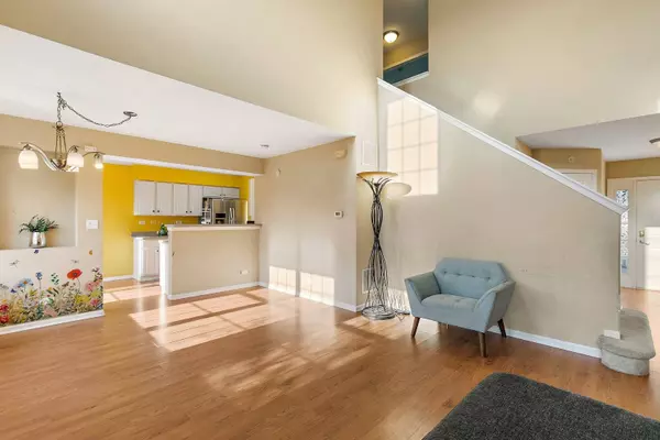 455 Lancaster DR, Pingree Grove, IL 60140