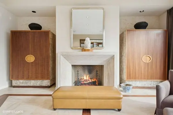 2080 Painters Lake RD, Highland Park, IL 60035