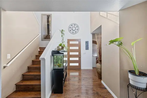 8817 Trailblazer Drive, Cross Roads, TX 76227