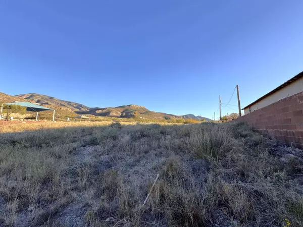 3304 Tenth ST, Alamogordo, NM 88310