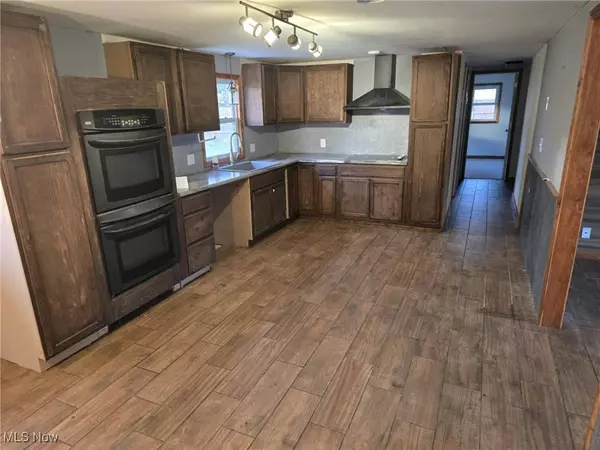 6255 Virginia RD, Nashport, OH 43830