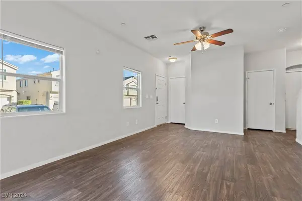 5552 Jackpot Winner Lane #102, Las Vegas, NV 89122