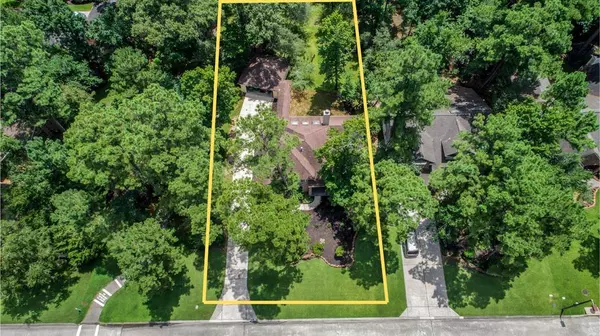 54 Quiet Oak CIR, The Woodlands, TX 77381