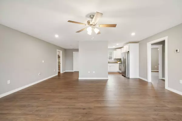 114 Alice Preston Loop, Gordonsville, TN 38563