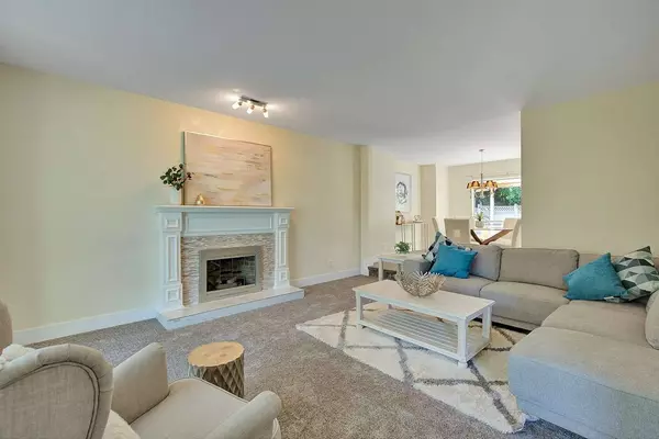 6069 154A St, Surrey, BC V3S 7H6