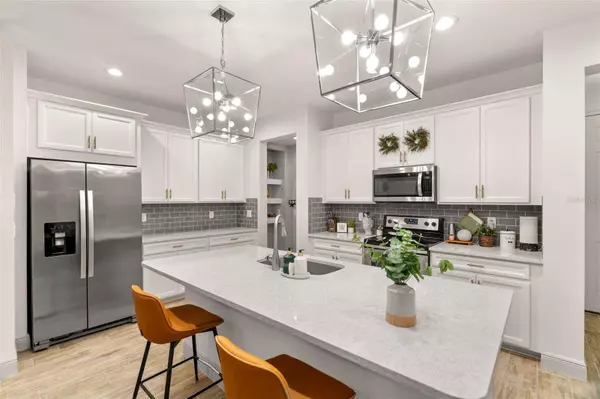 17827 ALTHEA BLUE PL, Lutz, FL 33558