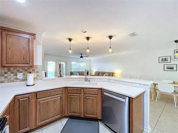 3125 ROYAL TUSCAN LN, Valrico, FL 33594