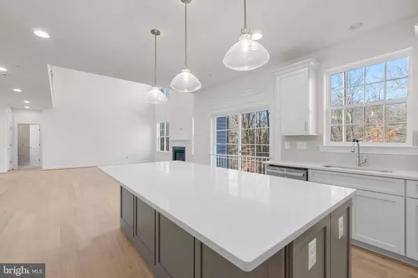 5005 POPLAR RIDGE LN, Ellicott City, MD 21043