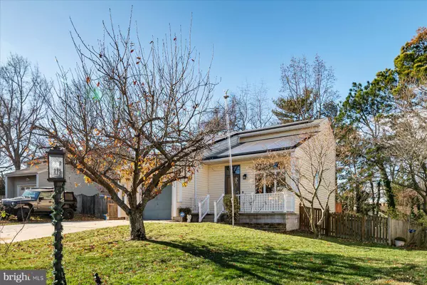 7708 WOODLAWN AVE, Pasadena, MD 21122