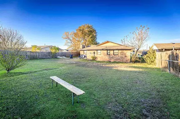 6704 SW Beta Ave, Lawton, OK 73505