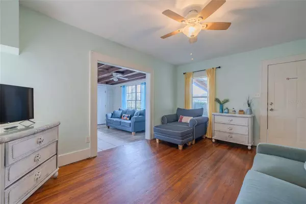 620 DAYTONA AVE, Daytona Beach, FL 32117