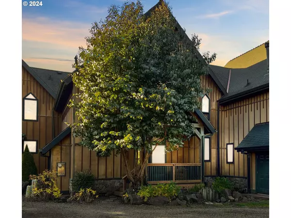 3420 NW OCEANVIEW DR #B, Newport, OR 97365